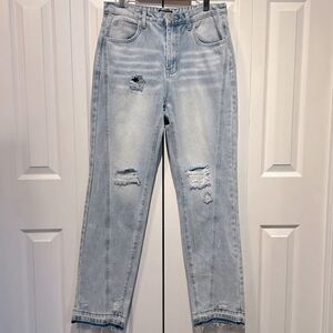 Dollskill Poster Girl Distressed High Rise Jeans Size L‎ (can fit a medium) NWT